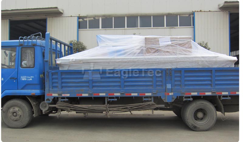 cnc router 2000 x 4000 delivery by truck – photo