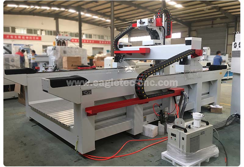 cnc router for foam cutting with good inflexibility - photo