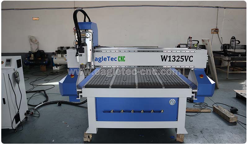 industrial 48x96 cnc wood router table stand on ground of our factory