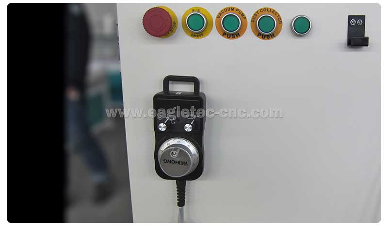 manual pulse generator hang on the control cabinet of 4x8 4 axis cnc router