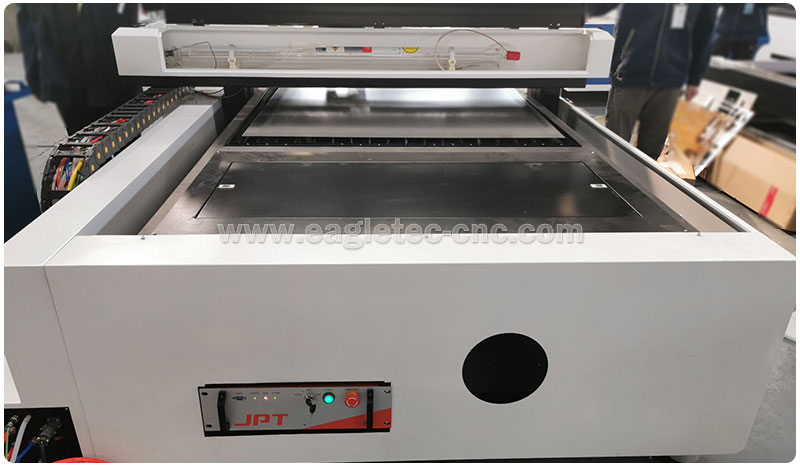 dual source on eagletec fiber co2 laser cutting machine