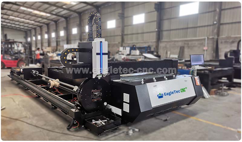 dual application fiber laser cutter machine in workshop