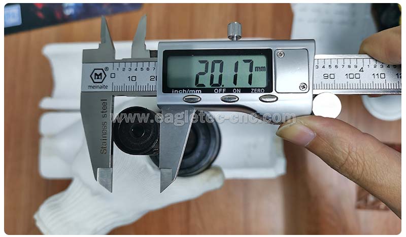 measuring the uppermost diameter of #4 morse taper with vernier calipers