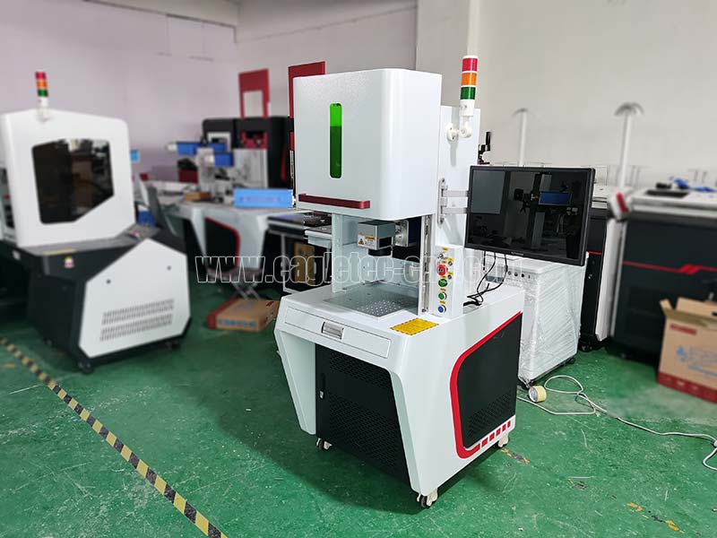 2022 new design fiber laser marking machine with enclosure open in workshop