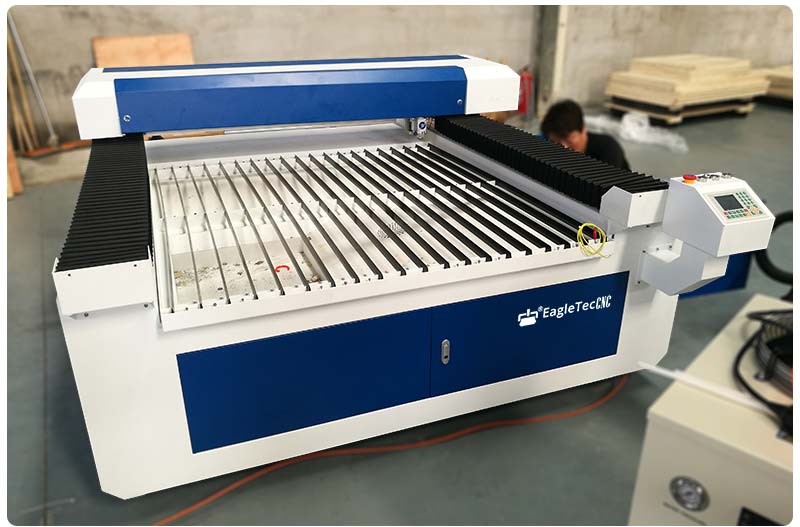 co2 metal cutting laser machine with 1300x2500 size ready for delivery