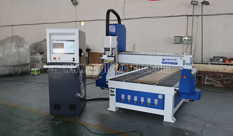 cnc router with linear auto tool changer for sale