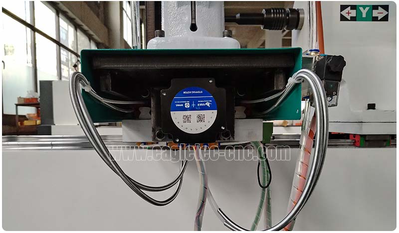 stepper motors on Y axis of cnc wood lathe machine