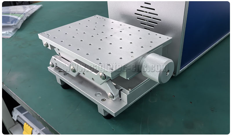 height-adjustable platform for laser marking machine handheld