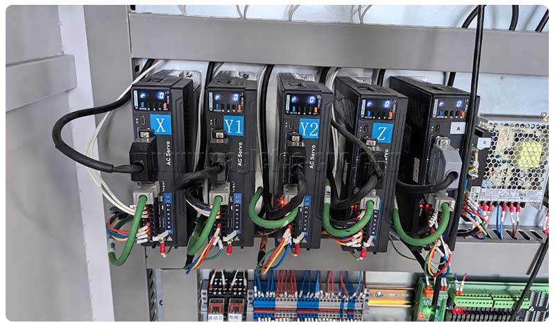 AC servo drivers in the electronic cabinet of an ATC CNC router AC servo drivers in the electronic cabinet of an ATC CNC router